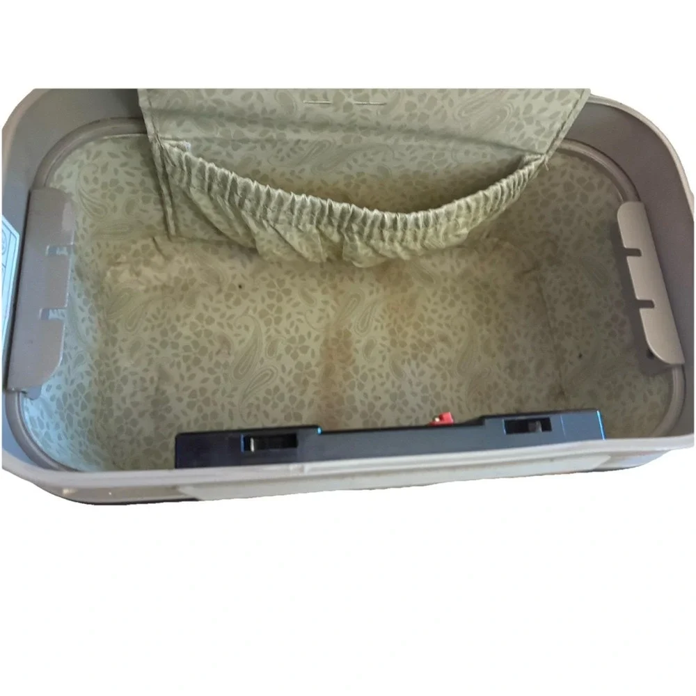 Vintage‎ Diplomat Travel Case Luggage As Is Collectible Retro